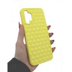 Etui 3D Cube na telefon Samsung Galaxy A13 4G A135 A137 żółte