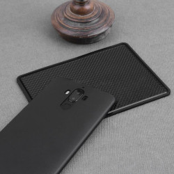 Podkładka / mata antypoślizgowa pochłaniająca wstrząsy lepka do samochodu na deskę rozdzielczą na telefon klucze 20x13cm