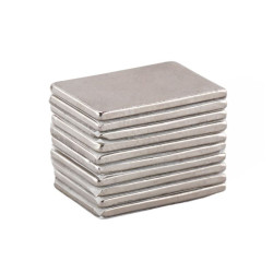 Magnes neodymowy płytkowy 15x10x1mm samoprzylepny 10szt