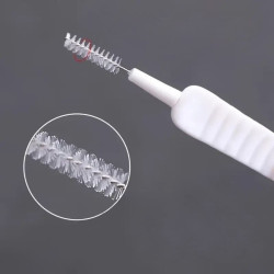 Szczoteczka / czyścik do czyszczenia portu USB Typ C USB-C