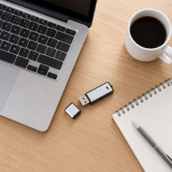 Dyktafon szpiegowski pendrive 32GB detekcja głosu VOS